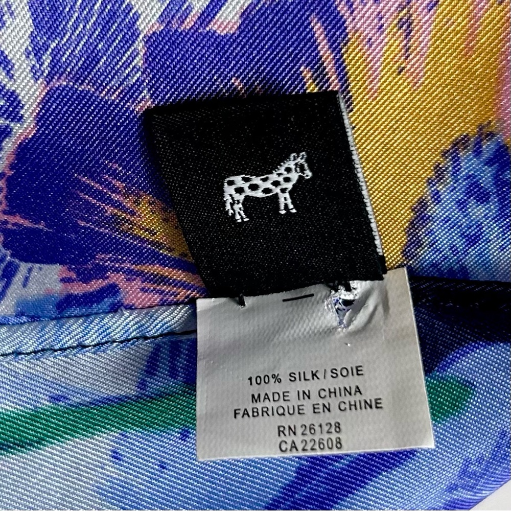 Echo silk scarf